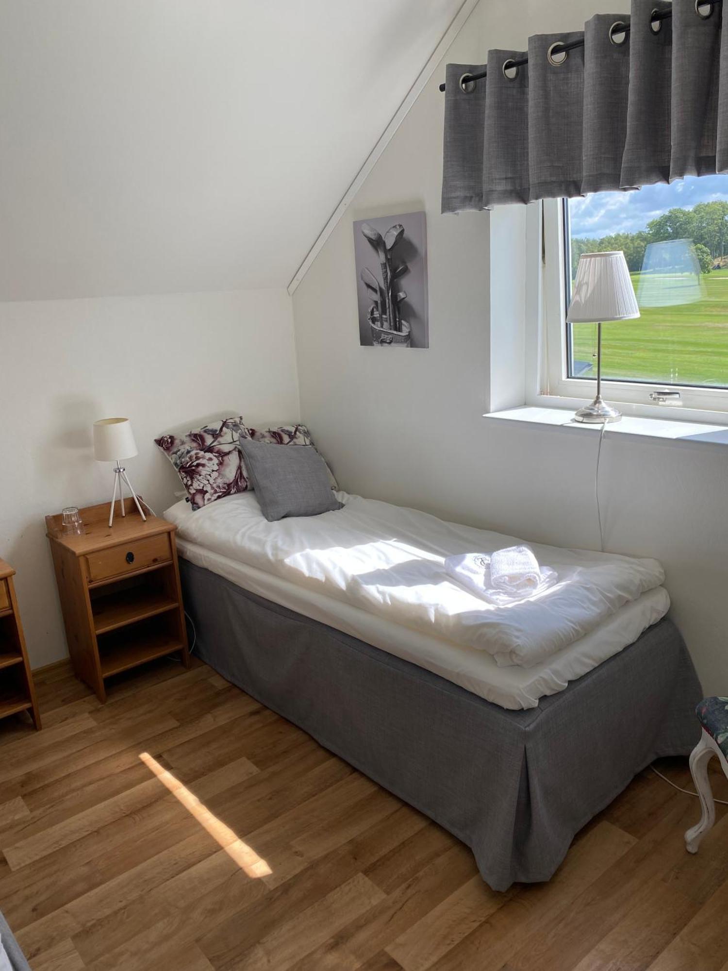 Halmstad Toennersjoe Golf Eldsberga ภายนอก รูปภาพ